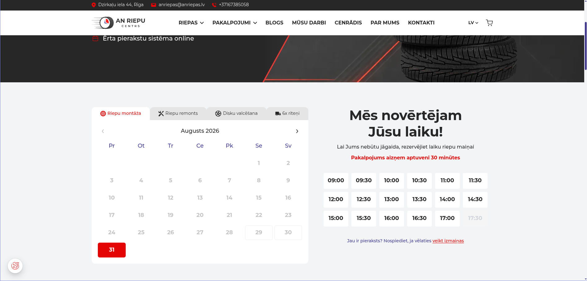 Booking calendar and time-slot picker for the Hitexis auto-service system